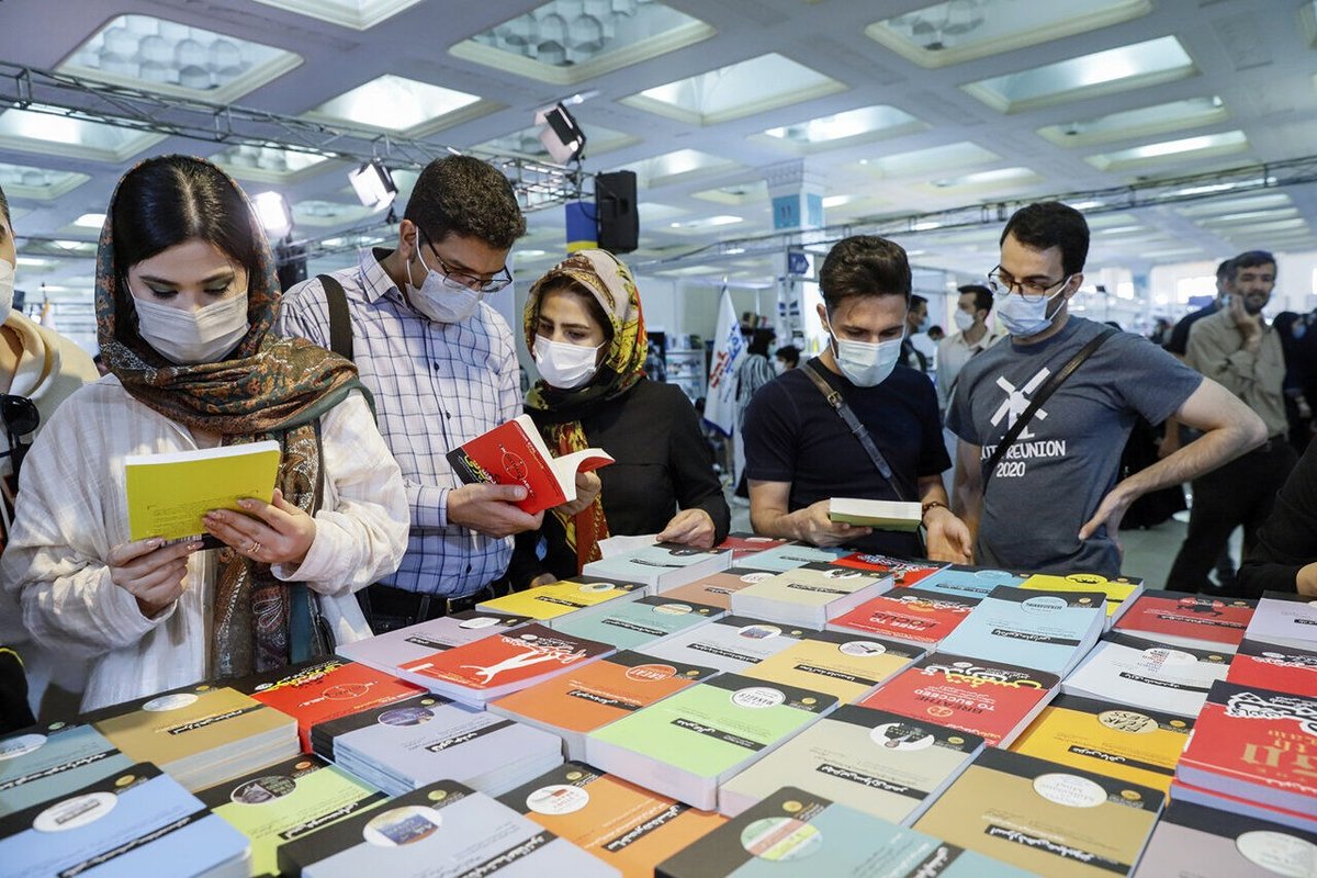 از مصلی تا سامانه مجازی؛ کتاب‌خوان‌ها رکورد زدند!