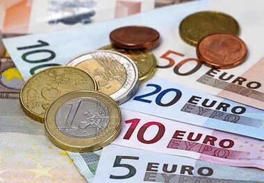قیمت یورو دولتی امروز دوشنبه ۸ مرداد بالا رفت