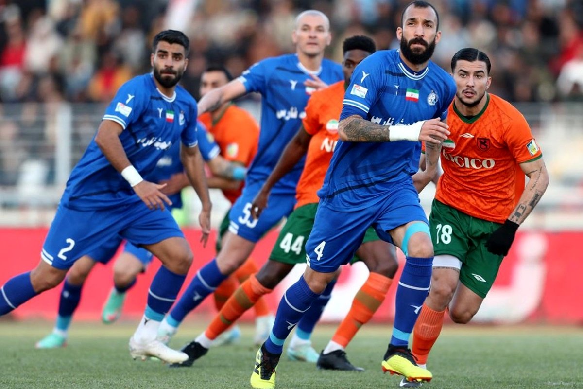 بازیکنان استقلال چه ماشینی سوار می‌شوند؟