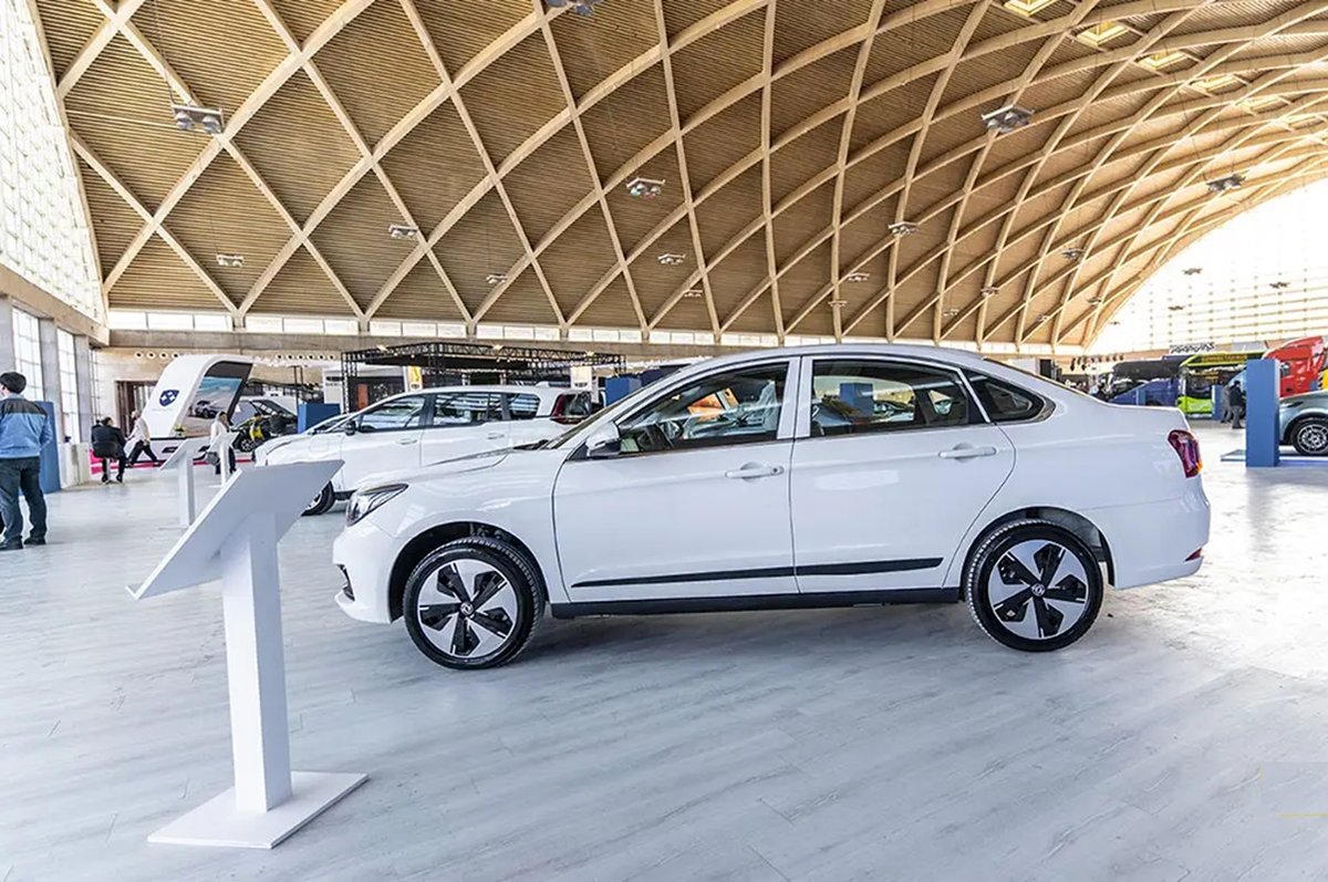 تقابل دانگ فنگ E70 و لونا GRE در بازار تاکسی‌های برقی ایران