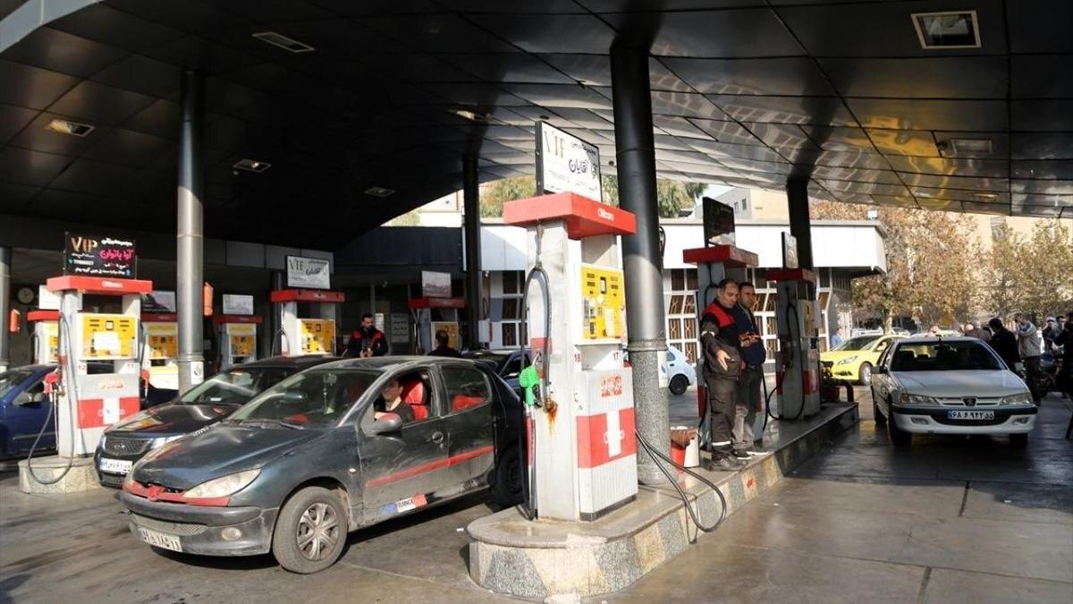 تکذیب خرید و فروش کارت سوخت