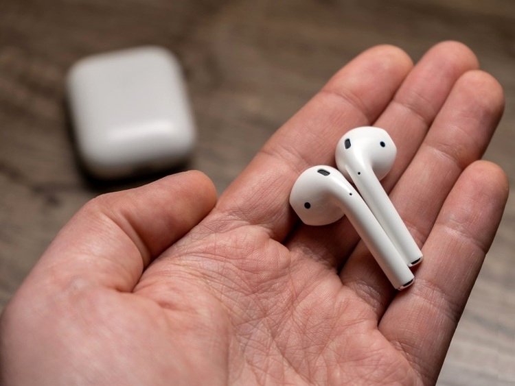 کدام ایرپادز ضدآب است؟