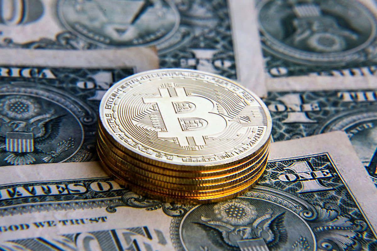 شوک ترامپ به بیت‌کوین/ سقوط BTC به محدوده 107 هزار دلار