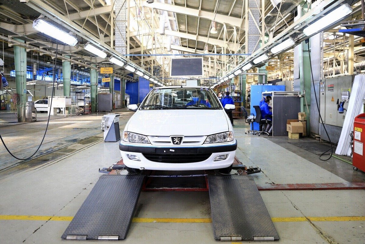 ایران‌خودرو تعطیل شد