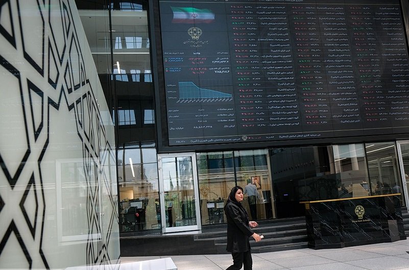 حساب بیش از دو میلیون سهامدار شارژ شد