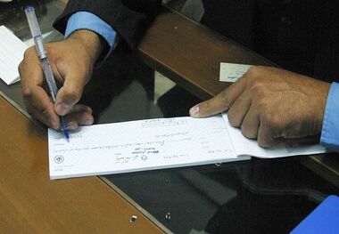 افزایش تعداد مبادلات با چک در فروردین ماه