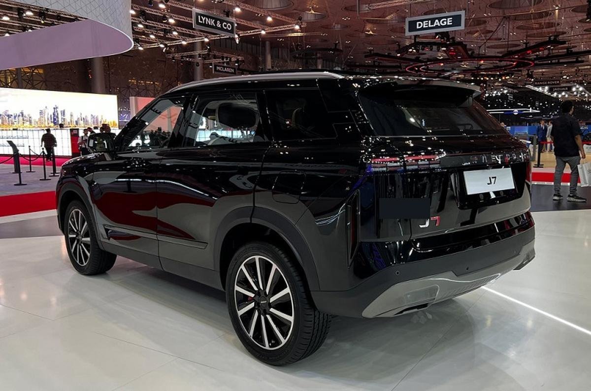 لوکانو L7؛ رقیب جدید رنجروور رونمایی شد