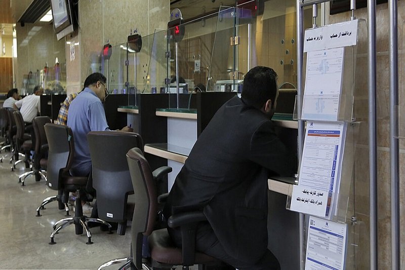 تصمیم مهم همتی؛ نرخ سود بانکی در مسیر نزولی