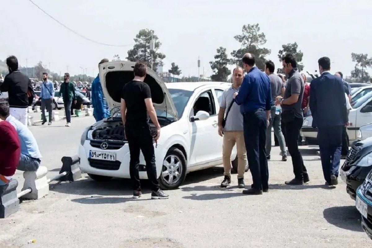 قیمت روز خودرو سه‌شنبه 23 مرداد/ گران‌ترین خودرو داخلی؛ یک میلیارد!