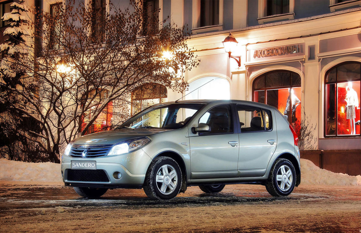 قیمت خودرو کارکرده امروز پنجشنبه ۴ اردیبهشت ۱۴۰۴/ رنو ساندرو چند؟