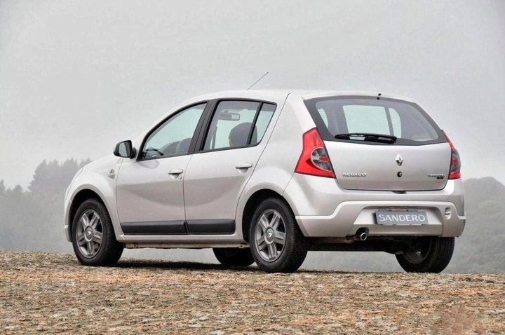 ساندرو دست‌دوم فقط ۹۸۰ میلیون تومان!