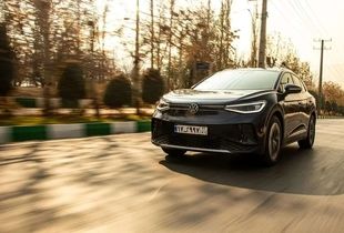 چرا فولکس واگن ID.۴ پرو گران‌تر از پیور پلاس است؟