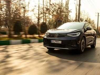 چرا فولکس واگن ID.۴ پرو گران‌تر از پیور پلاس است؟