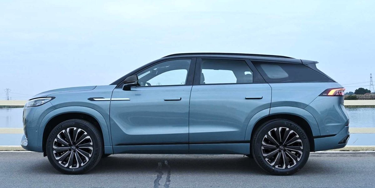 شکار پرچمدار فونیکس در تهران/ تیگو ۹ به زودی در بازار (تصویر)