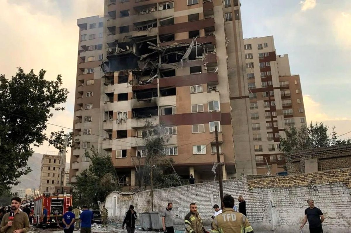 یک منزل مسکونی در نارمک تخریب شد