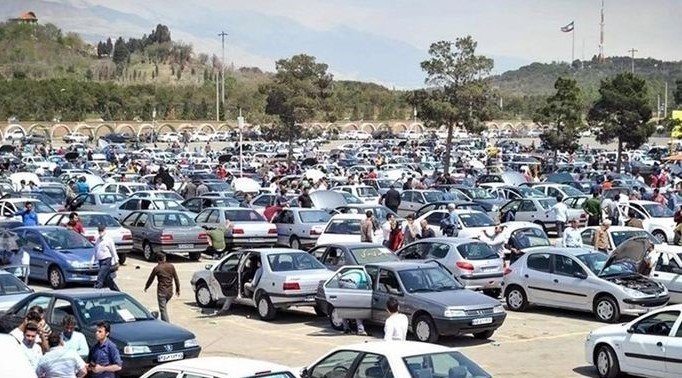 ۲ پیش‌بینی حساس از آینده بازار خودرو در ۱۴۰۳ 