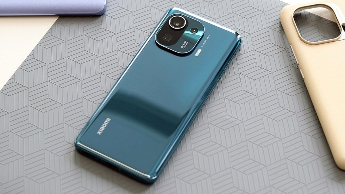 قیمت گوشی شیائومی امروز 14 فروردین 1403 + جدول