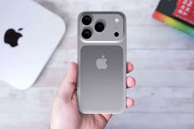 وقتی آیفون جای خانه و ماشین را می‌گیرد!