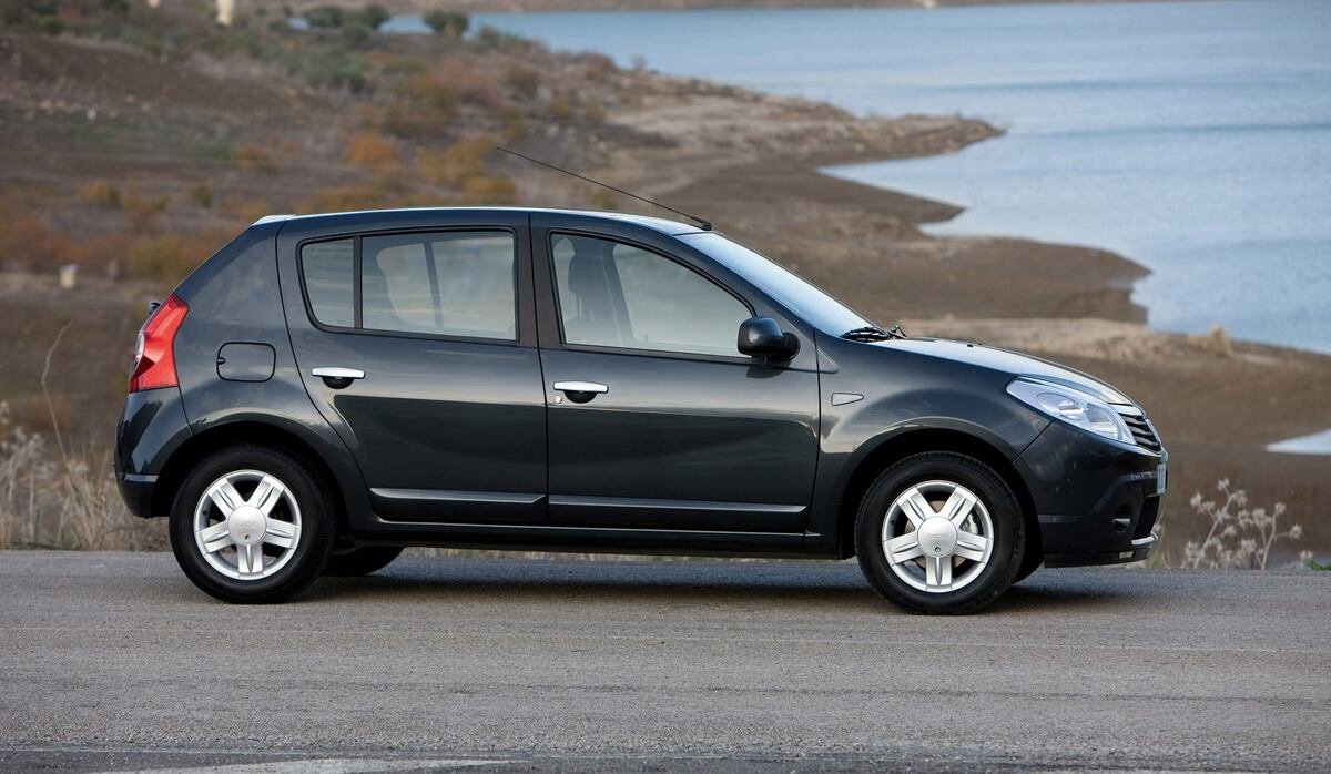 قیمت رنو ساندرو امروز 6 مهر/ ساندرو صفرکیلومتر چند؟