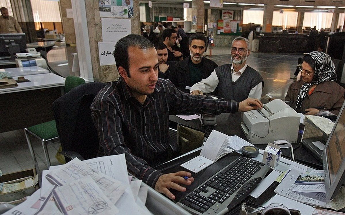 نقرهداغ شدن چند بانک معروف بهخاطر مستاجران