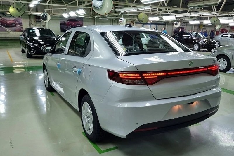 هفت خودرو آپشنال داخلی؛ از دنا و تارا تا اطلس و ری‌را