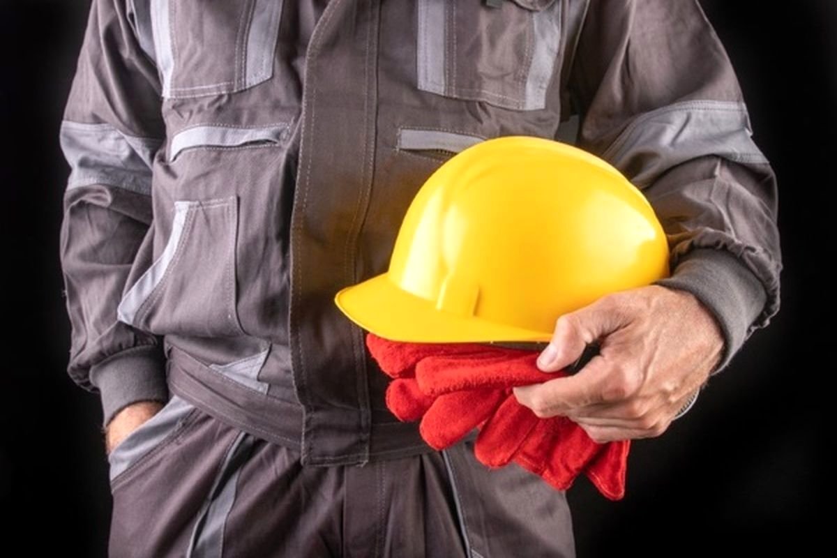 دستمزد ۱۴۰۴ کارگران چه زمانی مشخص می‌شود؟