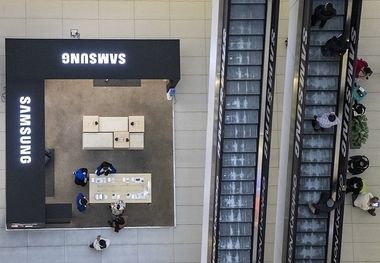 قیمت گوشی سامسونگ، شیائومی و آیفون امروز پنجشنبه 28 فروردین/ سقوط 23 میلیونی پرچمدار سامسونگ