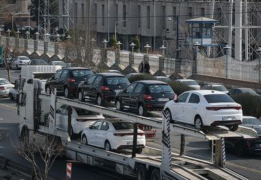 خبری از مشتری در بازار خودرو نیست